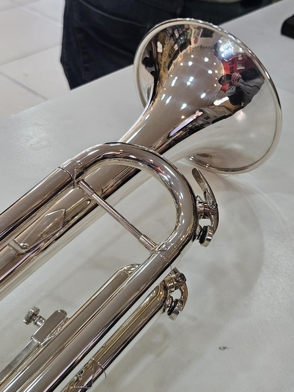 Trompete Weril ET1172 Sib - Prata - Seminovo