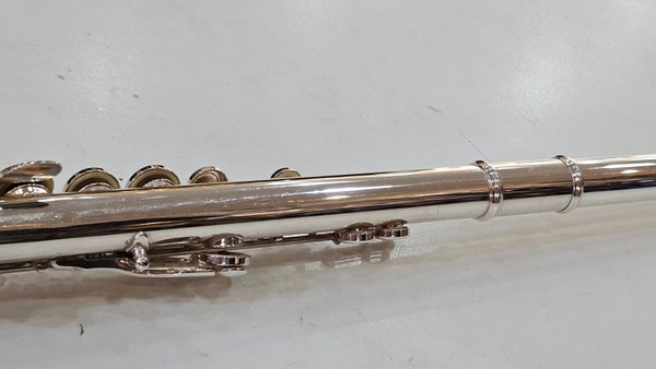 Flauta Transversal Yamaha YFL-211 Revisada