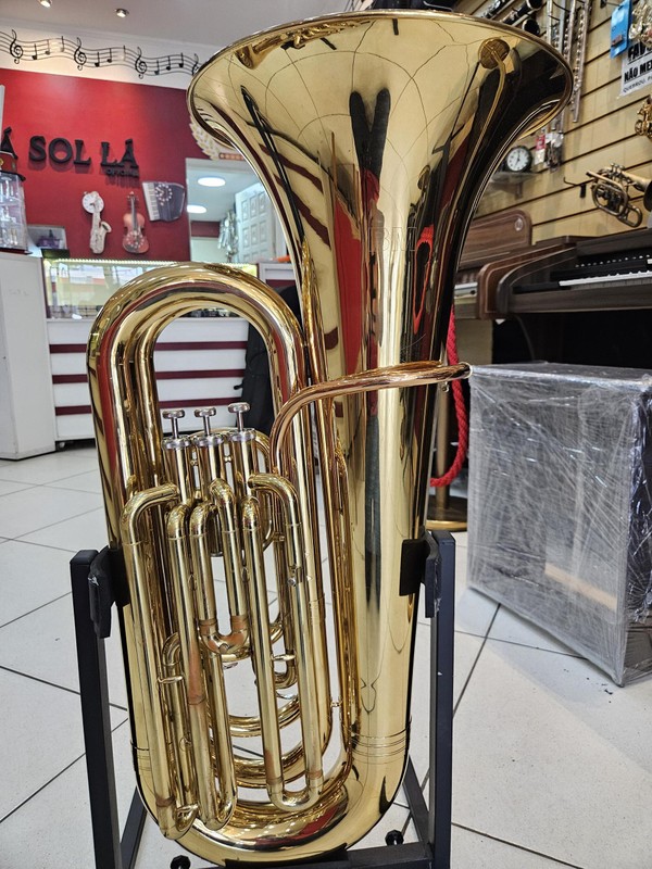 Tuba BM 3/4 em sib - 3 pistos - usado