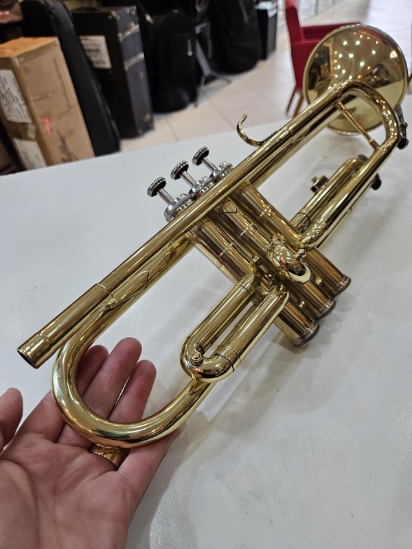 (Sib) Trompete Weril 1071 Laqueado