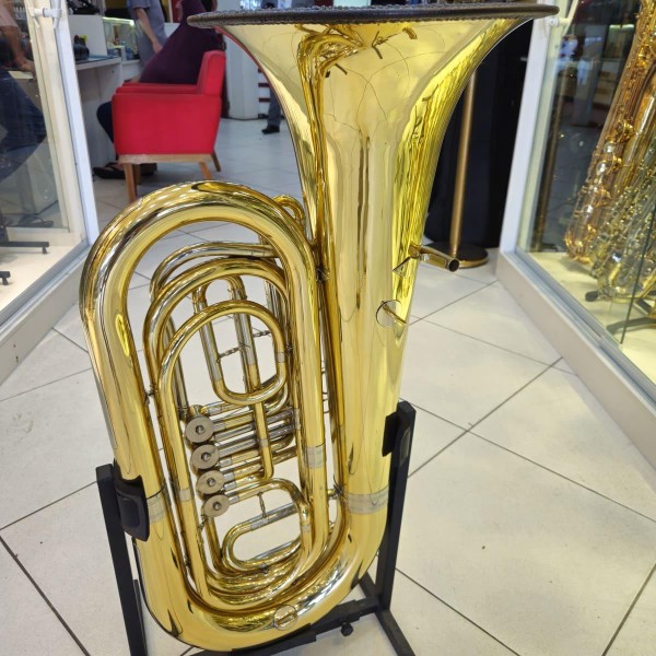 Tuba Premier 3/4 sib seminova laqueada