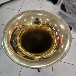 Tuba Eagle 3/4 em sib - 3 pistos - usado