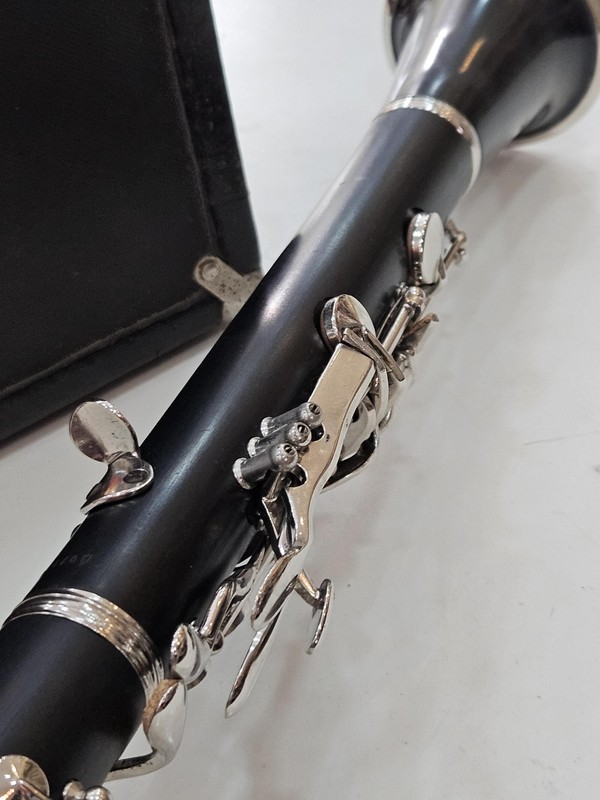 Clarinete Weril em Dó 17+1 Chaves - Revisado c/ Garantia