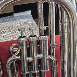 Tuba Maxtone 3/4 em sib - 3 pistos - usado