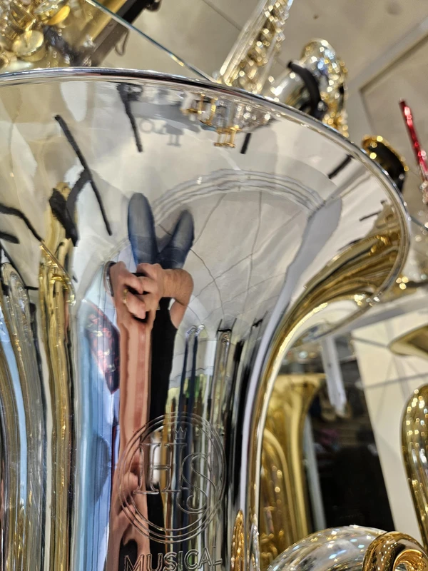 (NOVA) Tuba HS TB1 5/4 Sib Prata com Detalhes Ouro