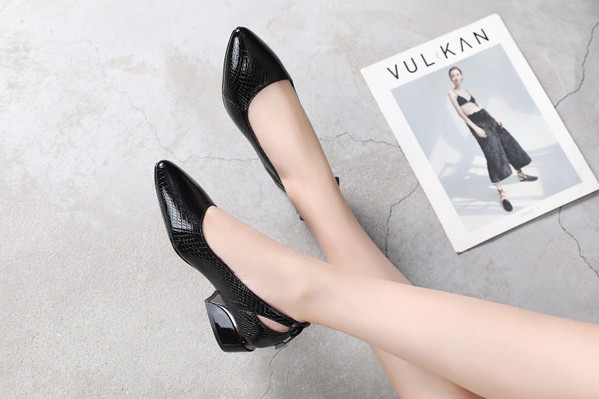 Sapato de Salto em Couro | Conforto Plus | Laís