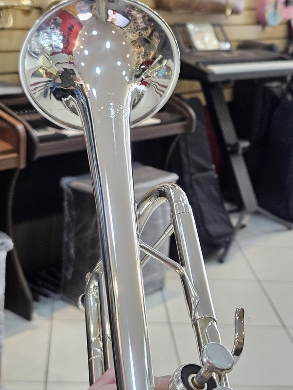 Trompete Weril ET1172 Sib - Prata - Seminovo