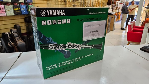 Clarinete Yamaha YCL-255 Novo (Niquelado) - NF e Certificado