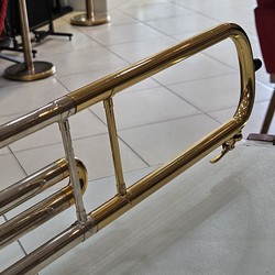 (Sib) Trombone Weril F670 Sib Seminovo Prata com detalhes ouro