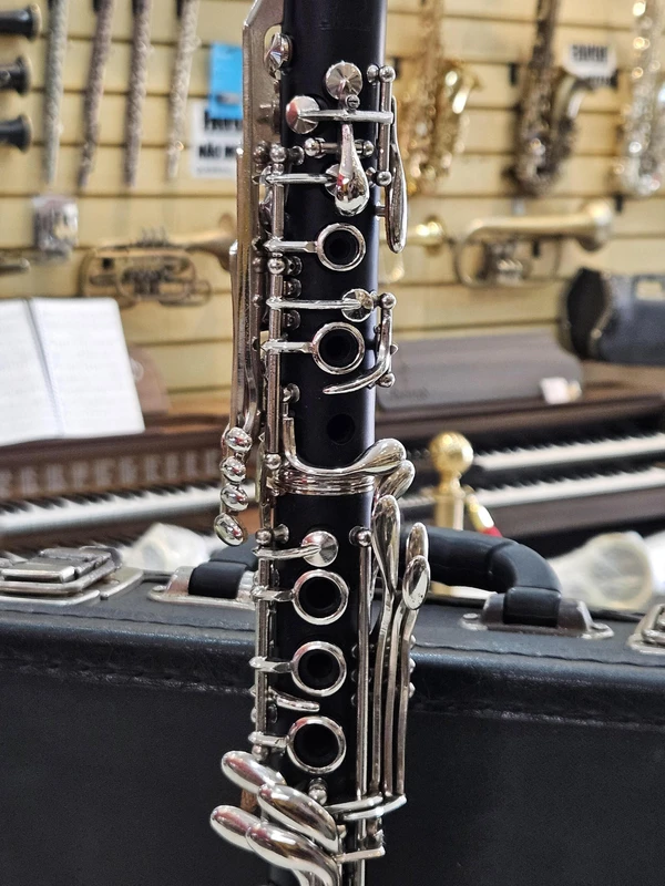 Clarinete Weril em Dó 17+1 Chaves - Revisado c/ Garantia