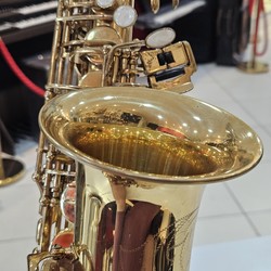 Sax Alto Hofma HSA400 Laqueado usado (Desgastes no banho)