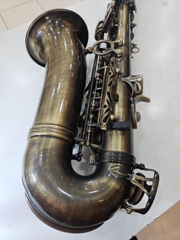 Sax Alto Dolphin envelhecido + Garantia FÁ-SOL-LÁ