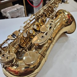 Sax Alto Hofma HSA400 Laqueado usado (Desgastes no banho)