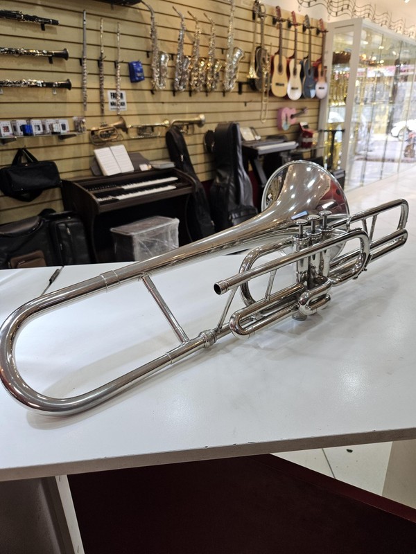 (Dó) Trombone Weril Senior Curto Niquelado Usado/Revisado FÁ-SOL-LÁ!