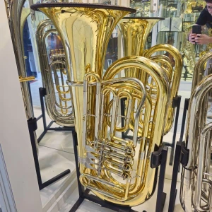 Tuba Premier 3/4 sib seminova laqueada