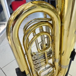 Tuba Premier 3/4 sib seminova laqueada