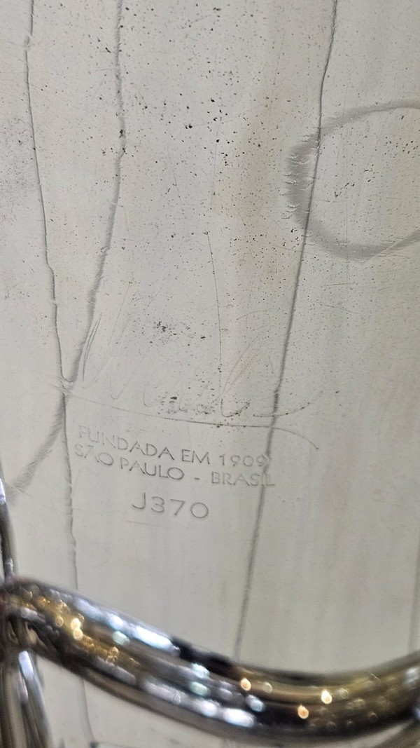 Tuba Weril 3/4 em sib - 3 pistos - usado