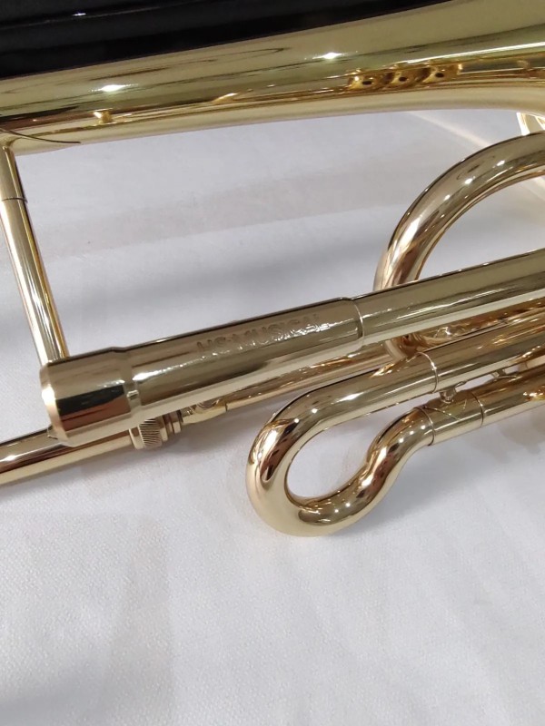 (Sib) Trombone Curto HS S761 Sib - Profissional - laqueado