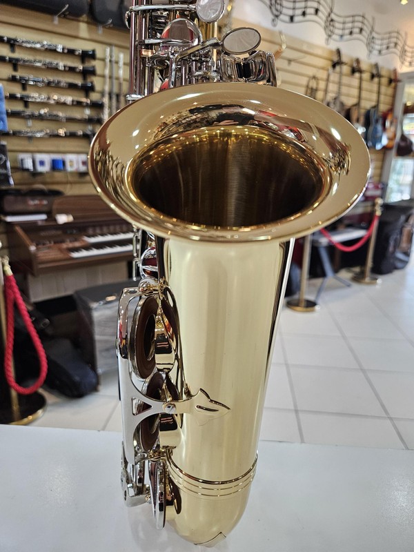 Sax Alto Eagle SA 500 Laqueado com Niquelado - Seminovo