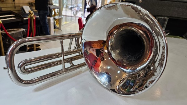 (Dó) Trombone Weril Curto Niquelado Usado/Revisado FÁ-SOL-LÁ!